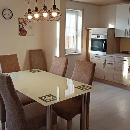 Im Vilstal Apartment *